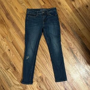 Skinny Gap jeans, size 29, rip in right bottom leg